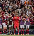 Jogadores do Flamengo comemorando gol contra o Grêmio pelo Brasileirão –  Foto: Paula Reis/Flamengo / Jogada10