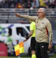 Dorival Júnior poupa titulares de olho na Copa do Brasil –  Foto: Rubens Chiri/São Paulo / Jogada10