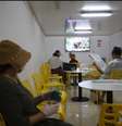 População chinesa se protege do calor em abrigos antiaéreos  Foto: Contribuição / China News Service