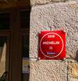 Placa Michelin no restaurante L'hostalet em 2018, na Espanha  Foto: iStock