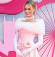 Margot Robbie de Barbie   Foto: @andrewmukamal/Instagram/Reprodução / Elas no Tapete Vermelho