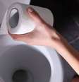 Urinar após o sexo pode ajuda na prevenção de infecções -  Foto: Shutterstock / Alto Astral