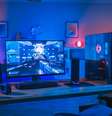 Personalizar a luz do quarto oferece a sensação de imersão aos jogadores  Foto: Gorodenkoff | Shutterstock / Portal EdiCase