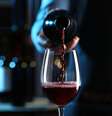 Vinho tinto é bebida que combina com o inverno brasileiro  Foto: iStock