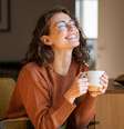 Mais do que uma simples xícara de chá, a bebida nos oferece um momento de pausa e reflexão  Foto: Ground Picture | Shutterstock / Portal EdiCase