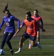 Marta mostra bom condicionamento físico em treino do Brasil –  Foto: Thais Magalhães/CBF / Jogada10