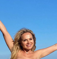 Beleza natural de Eliana em fotos de biquíni encanta fãs: 'O tempo passa e fica mais linda'.  Foto: Reprodução, Instagram / Purepeople
