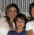 Luciana Gimenez ao lado do filho, Lucas Jagger, e do vocalista do Rolling Stones, Mick Jagger  Foto: Reprodução/Redes Sociais 