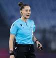 Iuliana Demetrescu, árbitra durante jogo da Champions League feminina  Foto: Foto: Ciancaphoto Studio/Getty Images