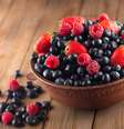 Algumas frutas vermelhas ajudam a prevenir a infecção do trato urinário  Foto: bhofack2 | ShutterStock / Portal EdiCase