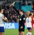 Após concluir a penalidade, a juíza anunciou o resultado mas se desculpou com atleta  Foto: REUTERS/Asanka Brendon Ratnayake