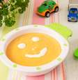 Sopinhas para bebês são ricas em nutrientes e vitaminas essenciais para as crianças durante o desenvolvimento  Foto: pamuk | Shutterstock / Portal EdiCase
