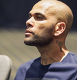 Ex-mulher de Daniel Alves diz se arrepender de ter defendido o lateral e afirma que as entrevistas que concedeu ao longo de 2023 foram "ensaiadas"  Foto: Reprodução/Redes Sociais 