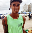 Filipe do Nascimento, de 22 anos, trabalhava em uma barraca de praia em Guarujá, no litoral de São Paulo  Foto: Reprodução/Facebook