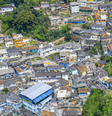 Favelas da Baixada Santista têm vivenciado cenários de violência e terror  Foto: Reprodução: iStock/Brastock Images
