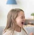 brava irritar grito mulher menina criança.jpg  Foto: Shutterstock