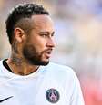 Neymar em ação com a camisa do PSG na pré-temporada do clube francês –  Foto: Anthony Wallace/Getty Images / Jogada10