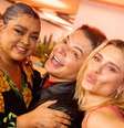 Preta Gil comemora aniversário de 49 anos com amigos em grande festa  Foto: Instagram/@pretagil/Geovane Peixoto/Divulgação / Estadão