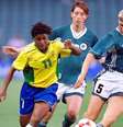 Craque da seleção, Roseli de Belo fugiu de casa para começar a jogar bola  Foto: Reprodução/Site CBF