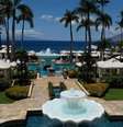 Muitos dos turistas de Maui atenderam aos pedidos para deixar a ilha. Outros permaneceram  Foto: HOLLY HONDERICH/BBC / BBC News Brasil