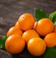 Consumir laranja ajuda a prevenir alterações na pressão sanguínea  Foto: Lucky Business | Shutterstock / Portal EdiCase