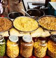 Potes com diversos tipos de alimentos  Foto: CanvaPro