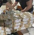 PF encontra R$ 3,2 milhões em sacos de lixo em ação contra esquema de propina na UERR  Foto: Reprodução/TV Globo