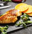 Frango grelhado com laranja  Foto: voloshin311 | Shutterstock / Portal EdiCase