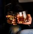 Especialista recomenda evitar o consumo de bebidas e drinks preparados por estranhos; entenda  Foto: iStock