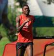Rafael Leão é o grande destaque do Milan e está confirmado para encarar o Torino –  Foto: Divulgação / Milan / Divulgação
