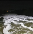 Espuma em água do Guandu faz Cedae parar abastecimento no RJ  Foto: Reprodução/TV Globo