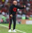  Foto: O presidente Rodolfo Landim descartou qualquer mudança de treinador antes da decisão da Copa do Brasil e afirmou que Jorge Sampaoli seguirá no comando técnico da equipe. ( Gilvan de Souza/CRF) / Gazeta Esportiva
