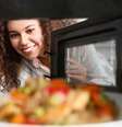 O micro-ondas pode afetar a qualidade dos alimentos -  Foto: Shutterstock / Alto Astral