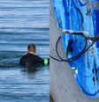 Foto registra tubarão próximo de surfista pouco antes de arrancar sua perna na Austrália.  Foto: Reprodução/9News / Reprodução/9News