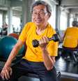 Idoso faz musculação  Foto: iStock