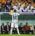 Messi provocou Van Gaal durante duelo entre Argentina e Holanda na Copa do Mundo   Foto:  IMAGO/Moritz Müller / Reuters