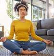 App de meditação Atma tem mais de 1000 conteúdos exclusivos  Foto: Nicholas Felix/peopleimages.com / Adobe Stock
