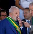 Lula e  Jose Mucio Monteiro durante desfile do 7 de Setembro  Foto: Adriano Machado / Reuters