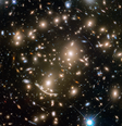 Abell 370, aglomerado galáctico em foto capturada pelo telescópio Hubble (Imagem: Reprodução/NASA, ESA, Jennifer Lotz and the HFF Team (STScI)  Foto: Canaltech