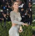 Imagens detalham nova mansão de R$ 45 milhões de Gisele Bündchen nos EUA -  Foto: Shutterstock/YouTube/Jonathan Vega / Famosos e Celebridades