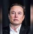 Biografia de Elon Musk começa a ser vendida hoje (12) no Brasil (Imagem: Domínio Público)  Foto: Canaltech