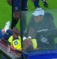 Arboleda saindo de maca no jogo do Equador   Foto: Reprodução/Sportv / Esporte News Mundo