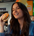 Larissa Manoela estrela campanha da rede de fast food Burger King.  Foto: Divulgação/Burger King 