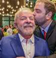 Lula e o filho, Luis Claudio Lula da Silva  Foto: Reprodução/Redes sociais 