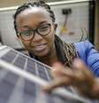 Apesar de termos importantes cientistas negras atuando em universidades brasileiras, dentre os contemplados no primeiro escalão da produtividade brasileira, temos um total de 0% de mulheres negras  Foto:  Thomas Imo/photothek/IMAGO