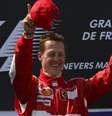 Michael Schumacher comemorando a vitória e o título no GP da França de 2002  Foto: F1/Divulgação