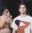 Isabeli Fontana fotografa o filho Zion na passarela   Foto: Agência Brazil News / Elas no Tapete Vermelho
