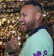 Neymar é flagado em boate em Barcelona em meio ao noivado com Bruna Biancardi   Foto: Vitor Silva/CBF / Esporte News Mundo