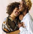 Canções sobre relacionamento afetivo LGBTQIA+  Foto: iStock/JLco - Julia Amaral