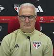 Dorival Júnior espera um confronto difícil na tarde deste domingo –  Foto: Reprodução SPFC Play / Jogada10